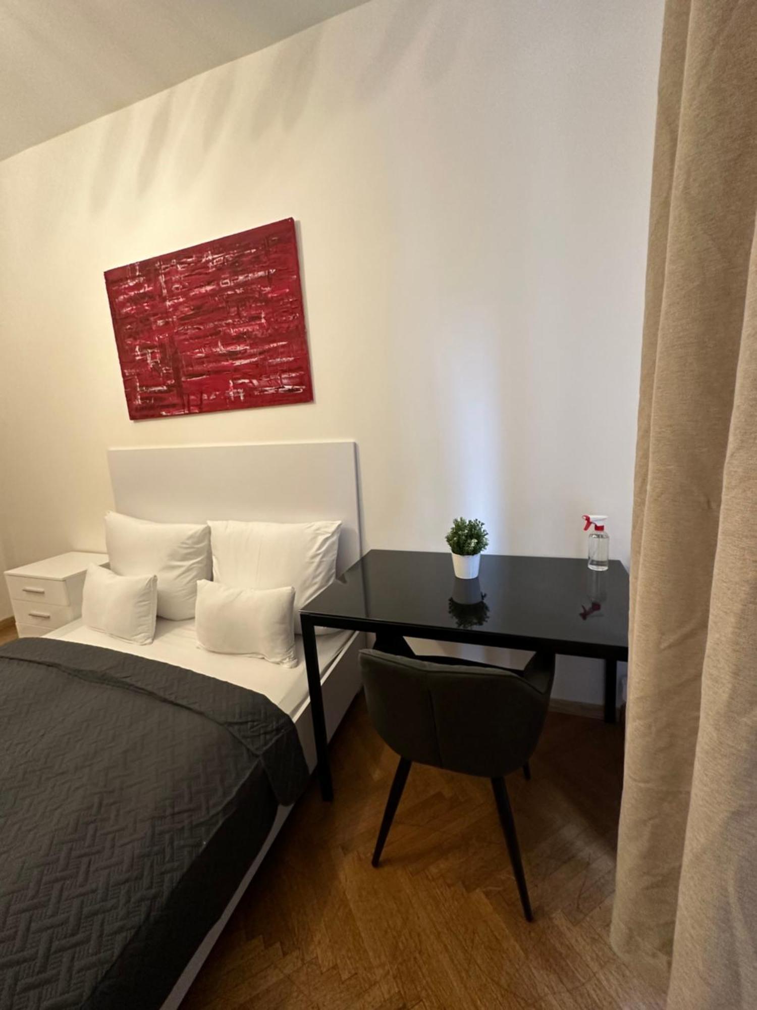 Datri Petite Suite 1 - 3 Вена Экстерьер фото